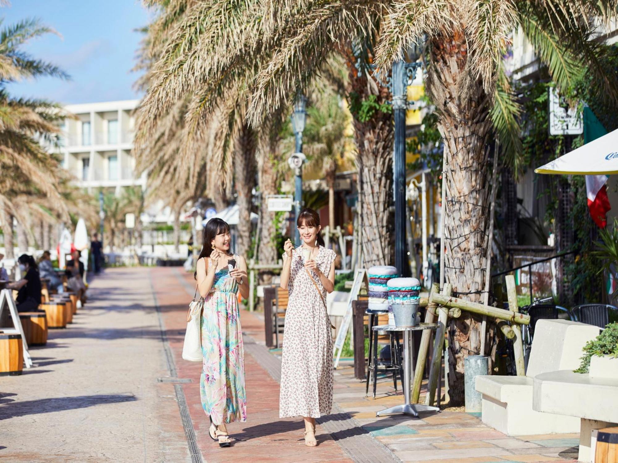 Vessel Hotel Campana Okinawa Чатан Екстериор снимка