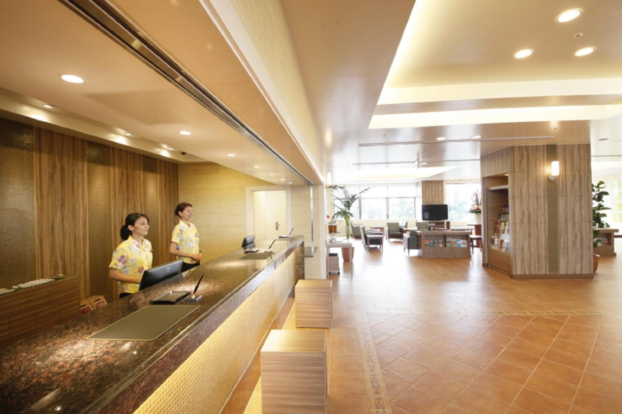 Vessel Hotel Campana Okinawa Чатан Екстериор снимка